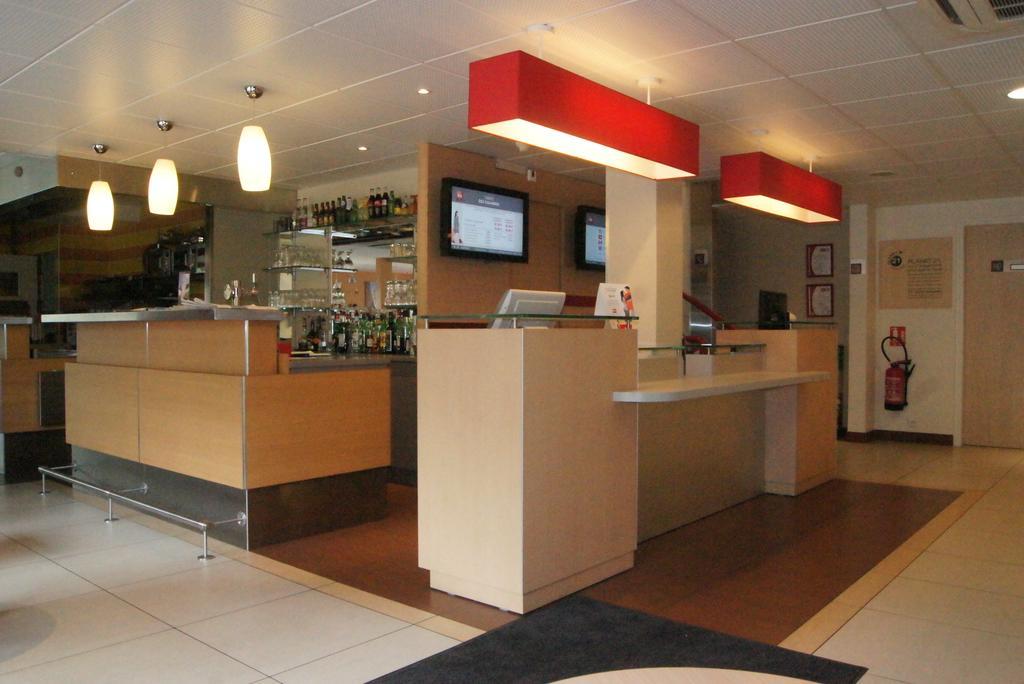Ibis Le Mans Est Pontlieue Hotell Exteriör bild